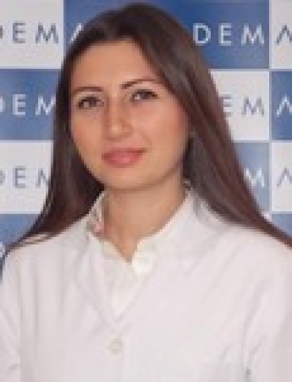 Dt. Özge Ceren Şeker