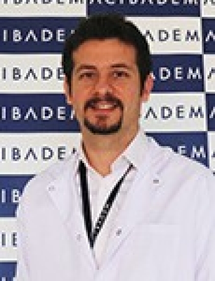 Dr. Tevfik Candan Mezili