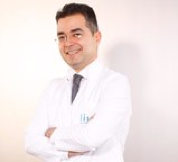 Doç. Dr. Alp Burak Çatakoğlu