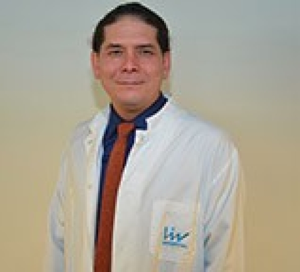 Op. Dr. Mesut Atabek