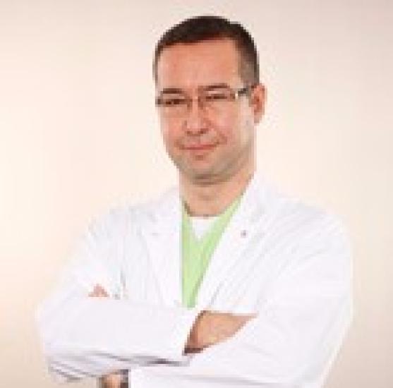 Uzm. Dr. Mahmut Gökhan Teker