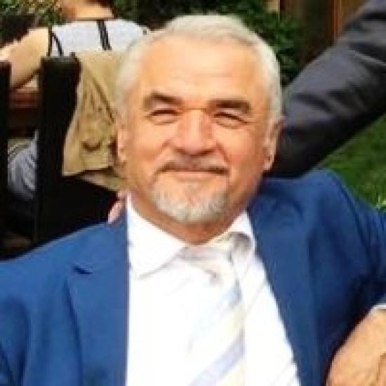 Op. Dr. Mustafa Kuzdere